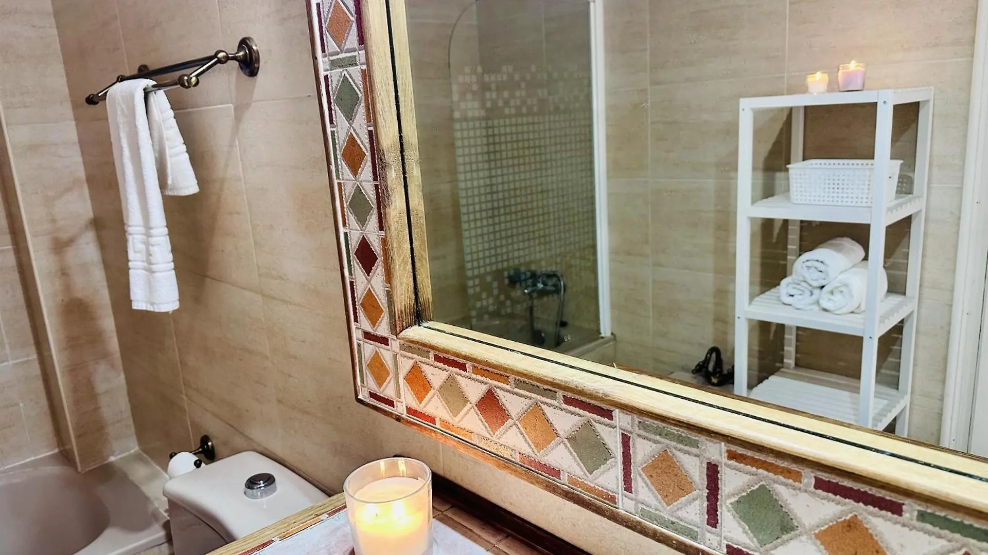 度假居 Casaflex, Chalet En Benajarafe Con Piscina Privada