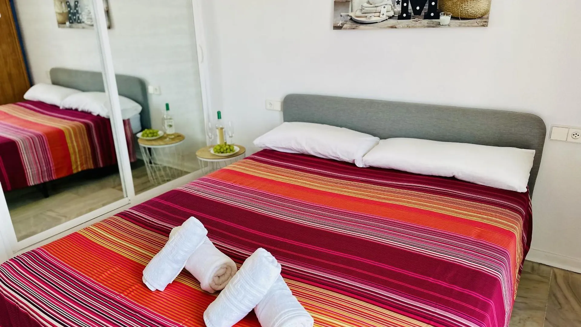Casaflex, Chalet En Benajarafe Con Piscina Privada Feriehus