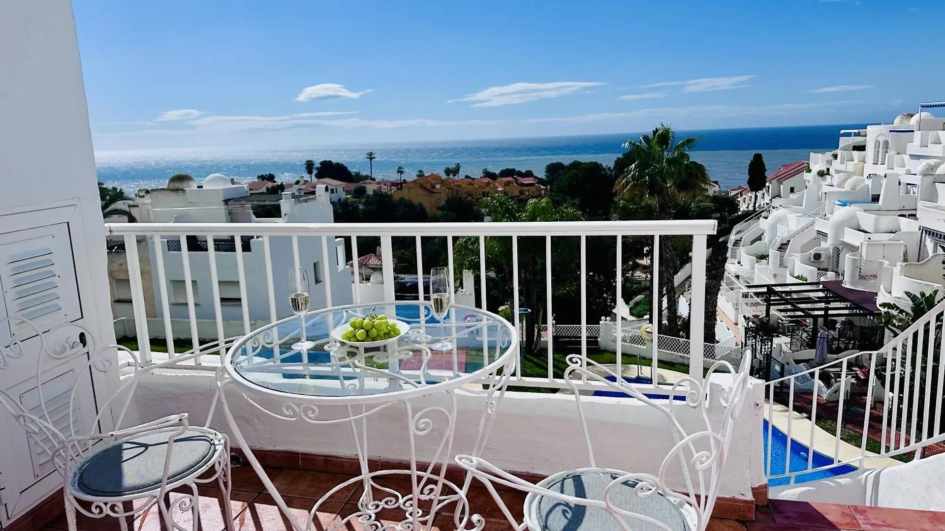 Casaflex, Chalet En Benajarafe Con Piscina Privada 0*,