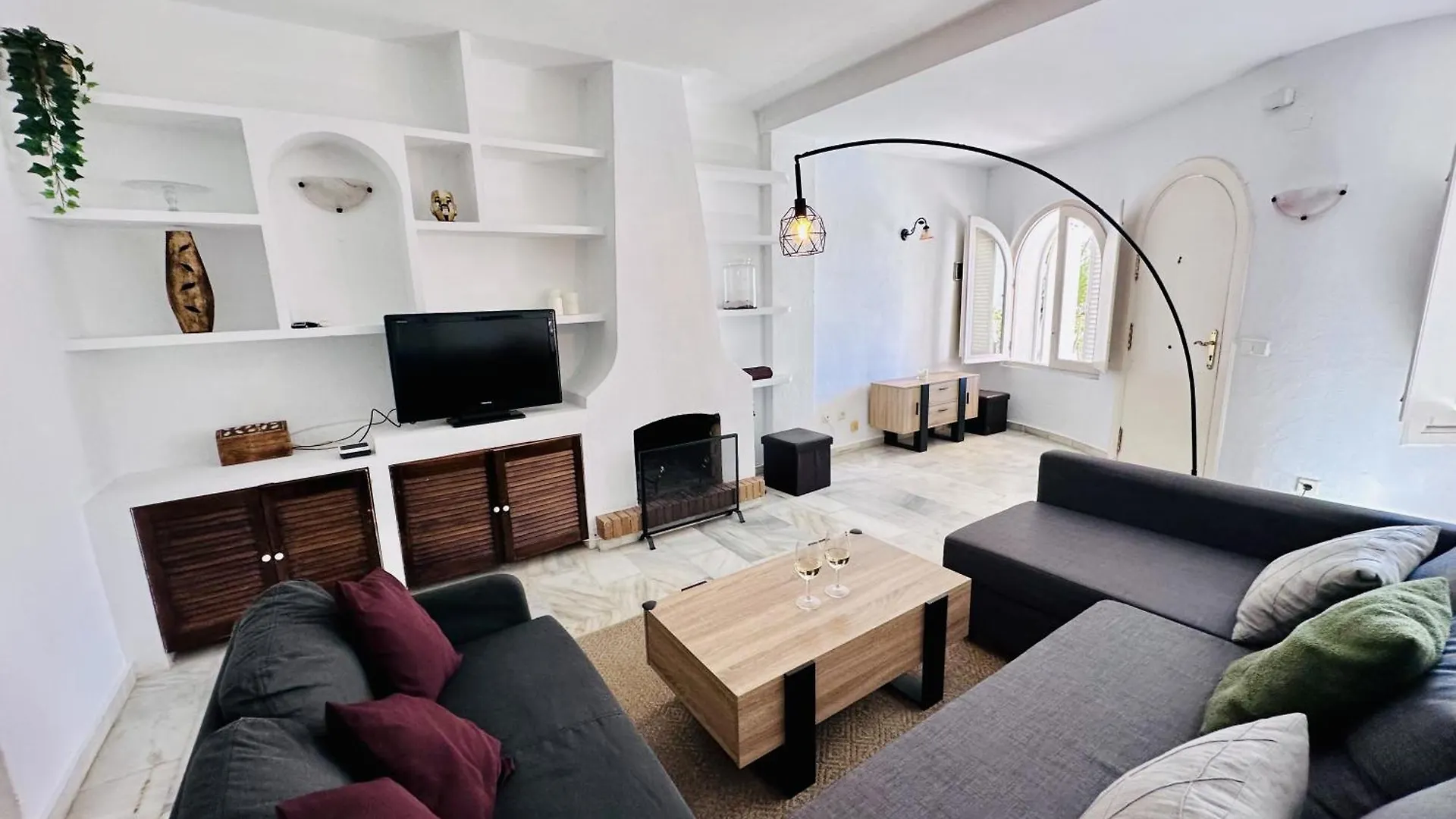 Casaflex, Chalet En Benajarafe Con Piscina Privada Feriehus